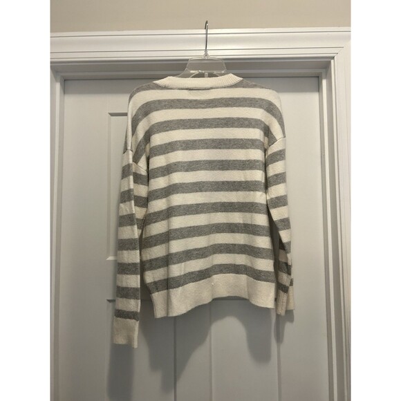 LOFT Women’s Gray White Striped Love Heart Long Sleeve Sweater, Size Medium Cozy - Picture 4 of 4
